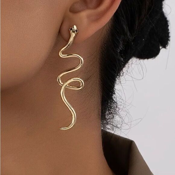 🐍 Stunning shiny gold slithery snake earrings 🐍 - Picture 1 of 4